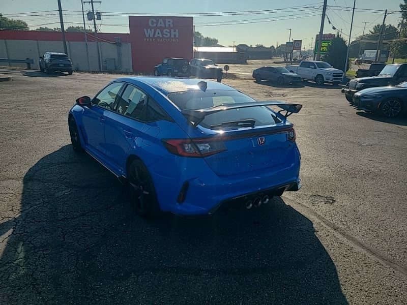 Used 2025 Honda Civic Type R image 4