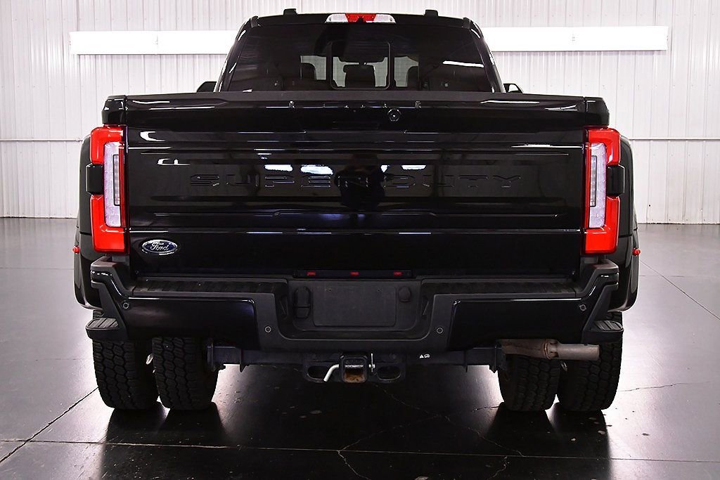 Used 2025 Ford F450 Platinum w/ FX4 Off-Road Package image 6