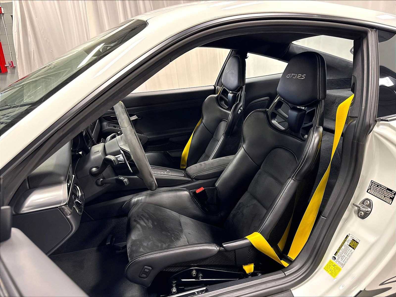 Used 2019 Porsche 911 GT3 RS RWD image 7