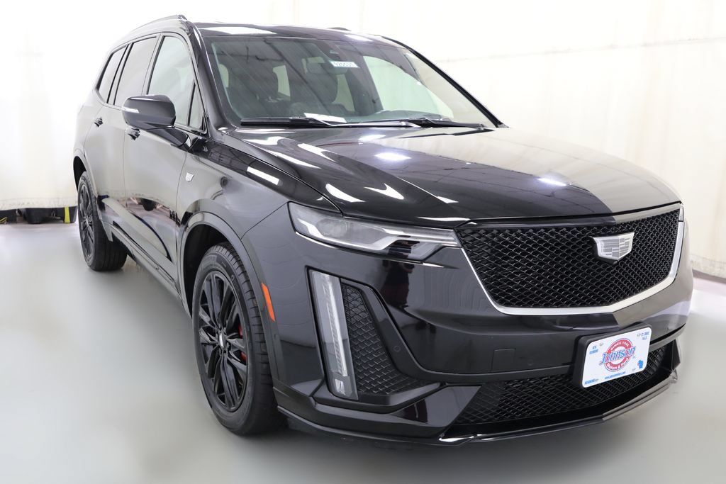 Used 2024 Cadillac XT6 Sport w/ LPO, Onyx Lite Package AWD/4WD image 16