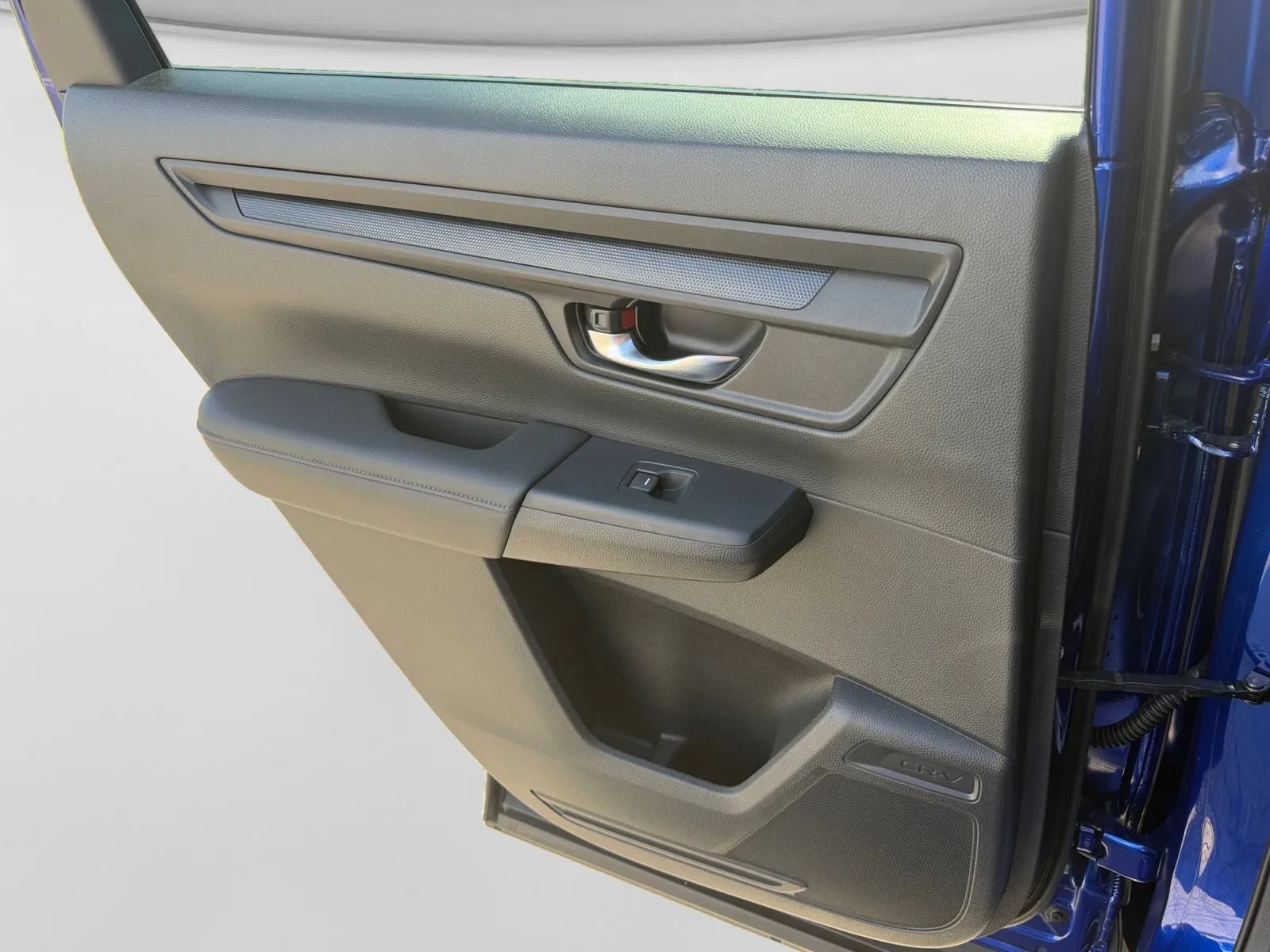 Used 2024 Honda CR-V LX image 24