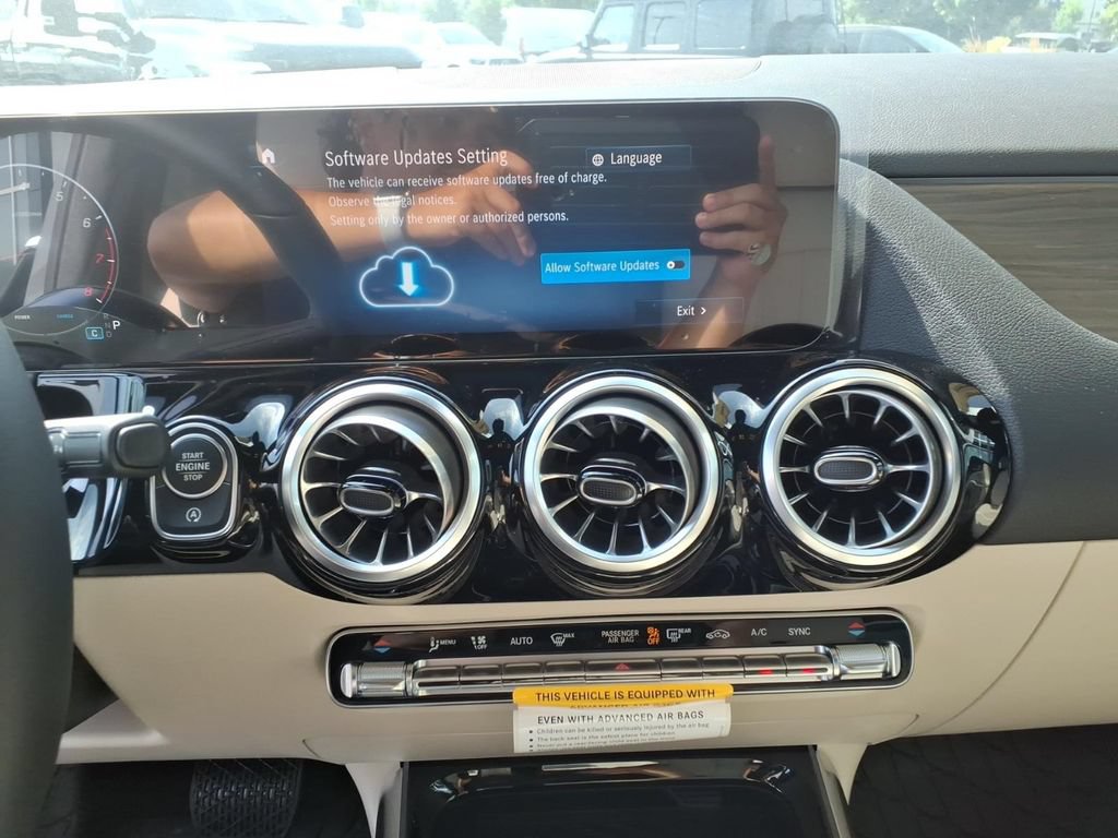New 2026 Mercedes-Benz GLA 250 4MATIC image 22