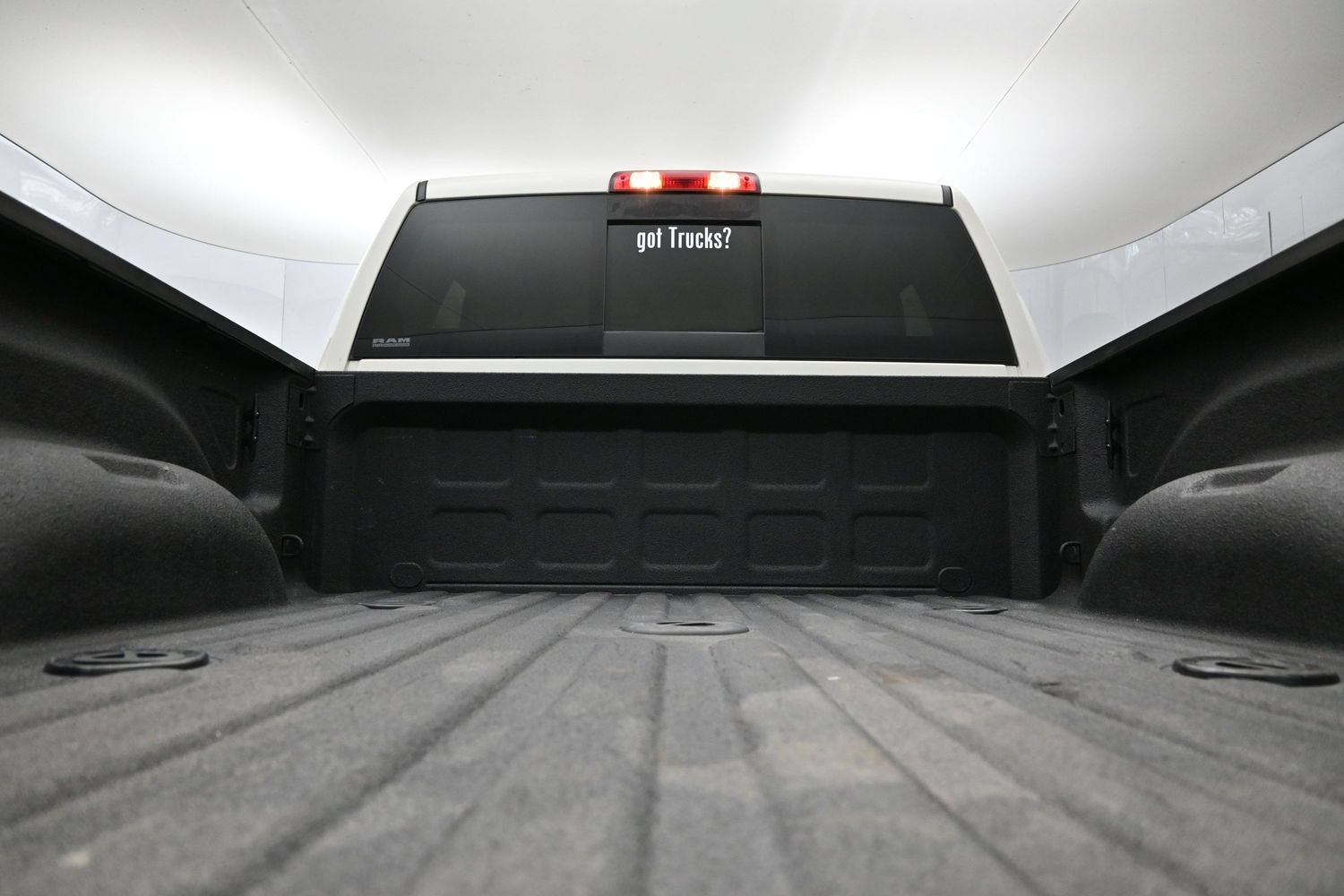 Used 2022 RAM 3500 Limited AWD/4WD image 7