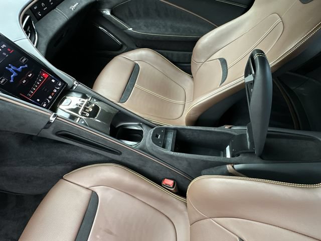 Used 2023 Ferrari Roma RWD image 28