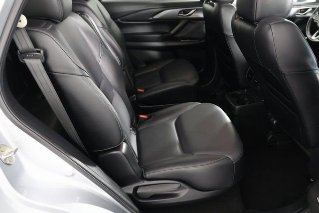 Used 2023 MAZDA CX-9 Touring image 25