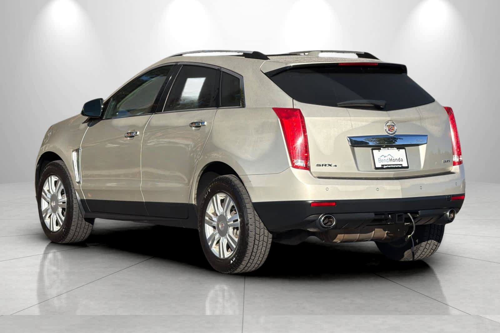 Used 2016 Cadillac SRX Luxury AWD/4WD image 6