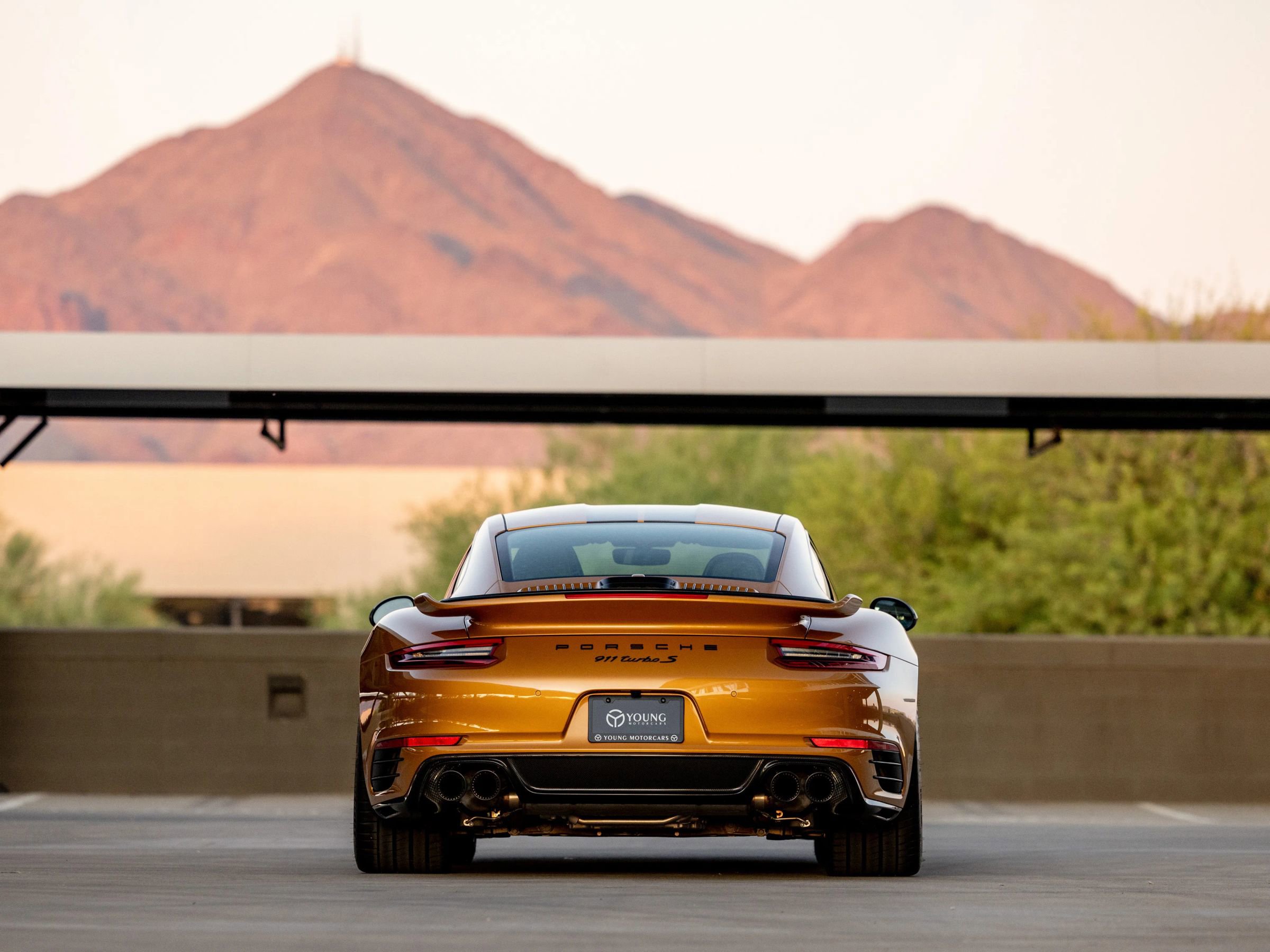 Used 2018 Porsche 911 Turbo S AWD/4WD image 7