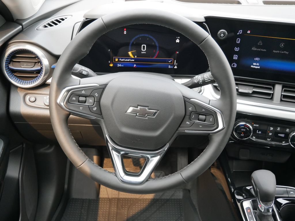 New 2026 Chevrolet Trax LT w/ Driver Confidence Package FWD image 18