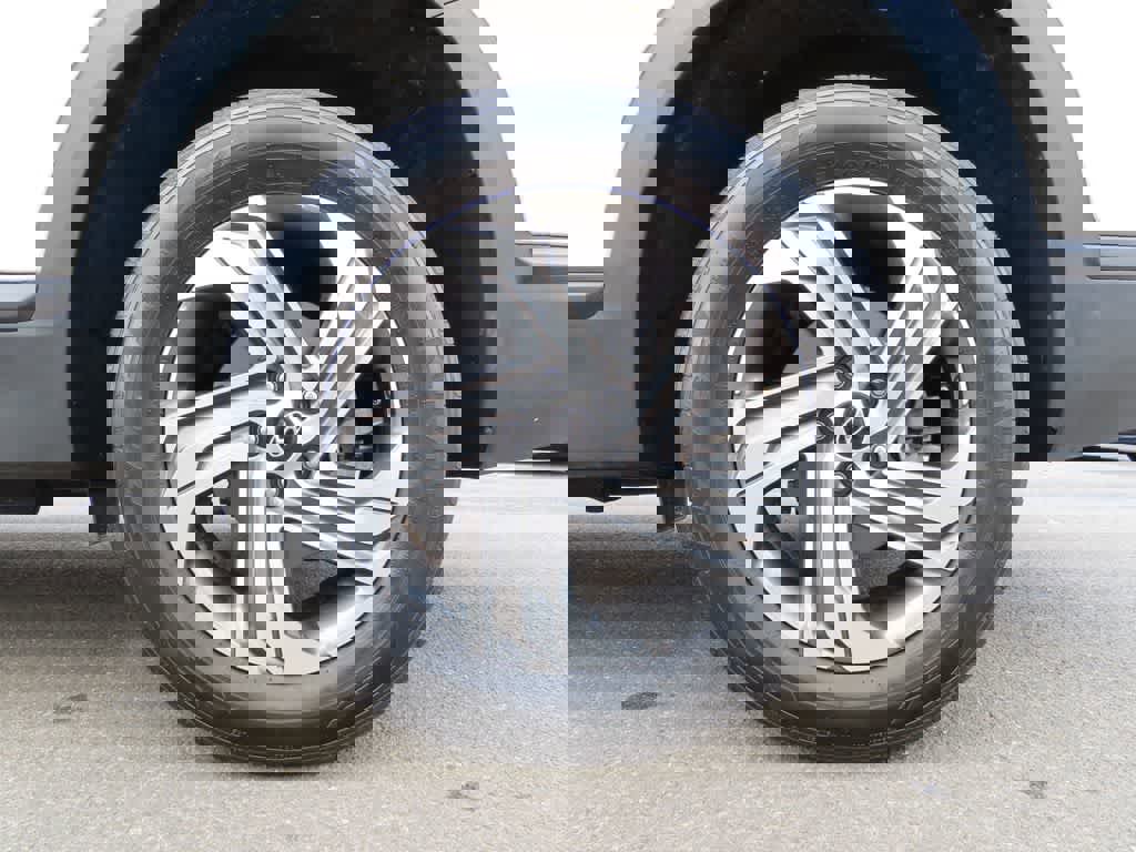 Used 2022 Hyundai Santa Fe SE image 9