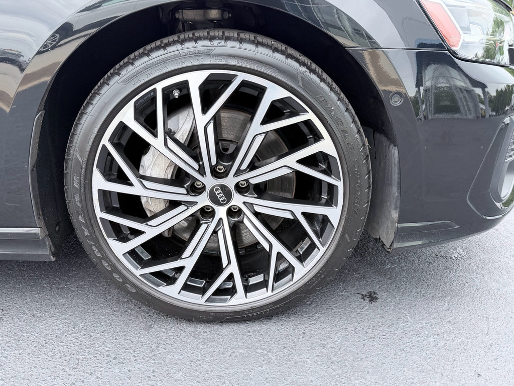 Used 2022 Audi A8 L 3.0T AWD/4WD image 37