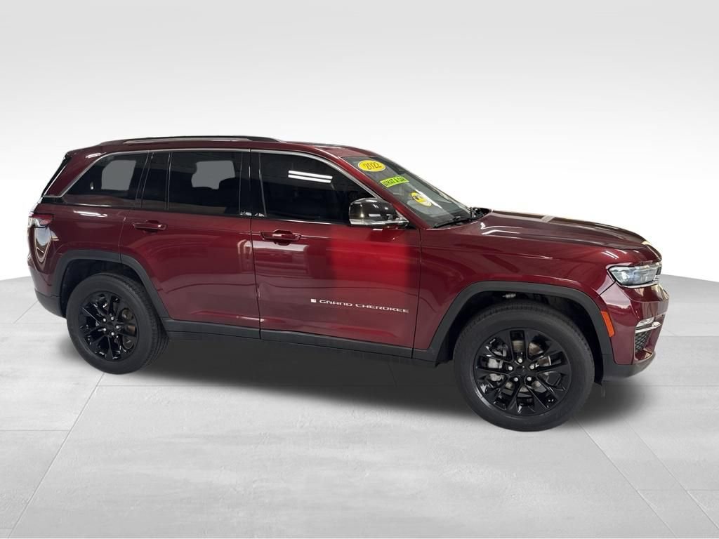 Used 2022 Jeep Grand Cherokee Limited AWD/4WD image 7