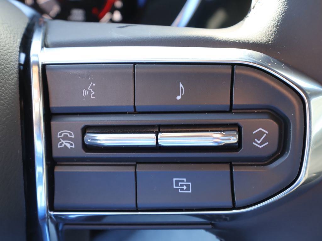 New 2026 GMC Canyon Elevation w/ Convenience Package image 17