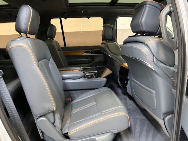 Used 2022 Jeep Grand Wagoneer Series II w/ Premium Group II image 77