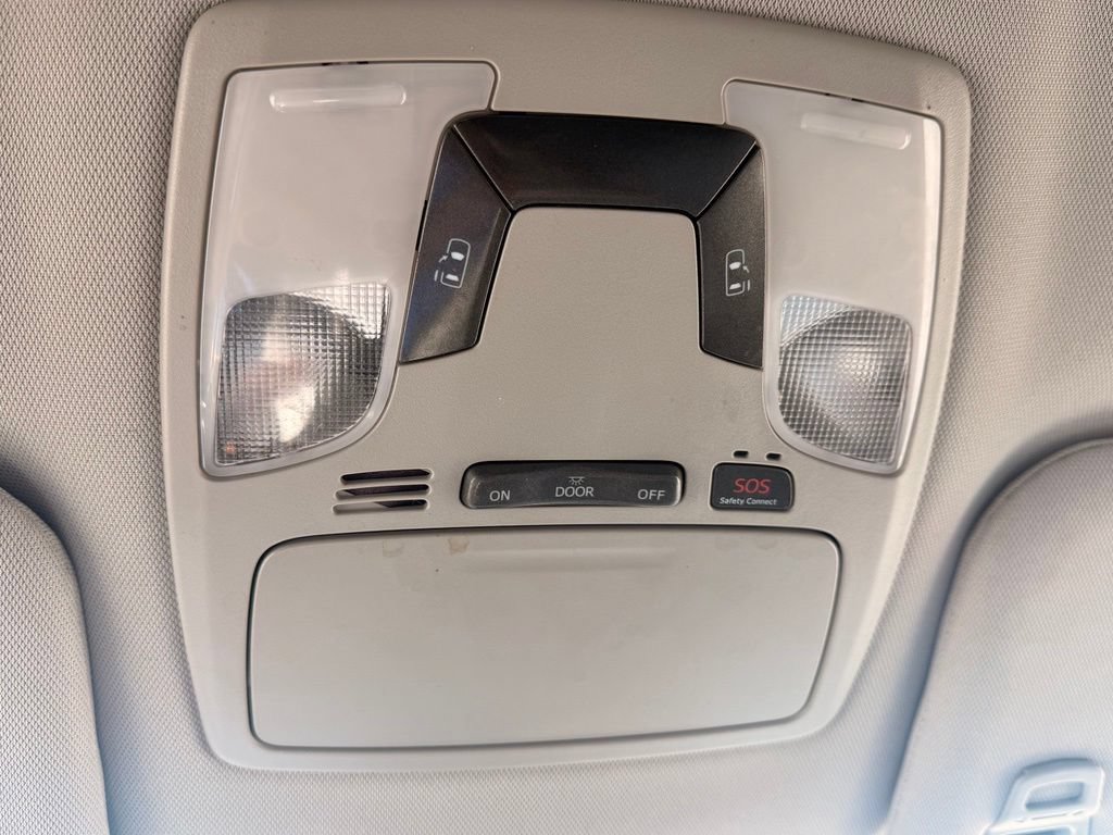 Used 2019 Toyota Sienna LE FWD image 30