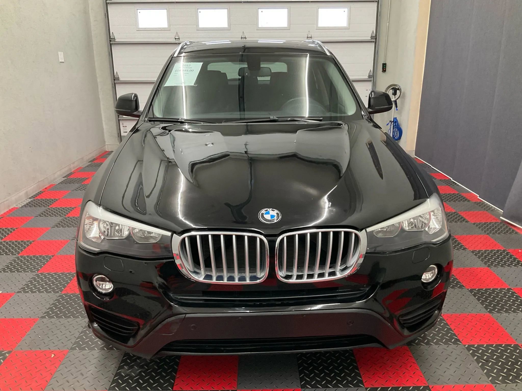Used 2017 BMW X3 xDrive28i image 2
