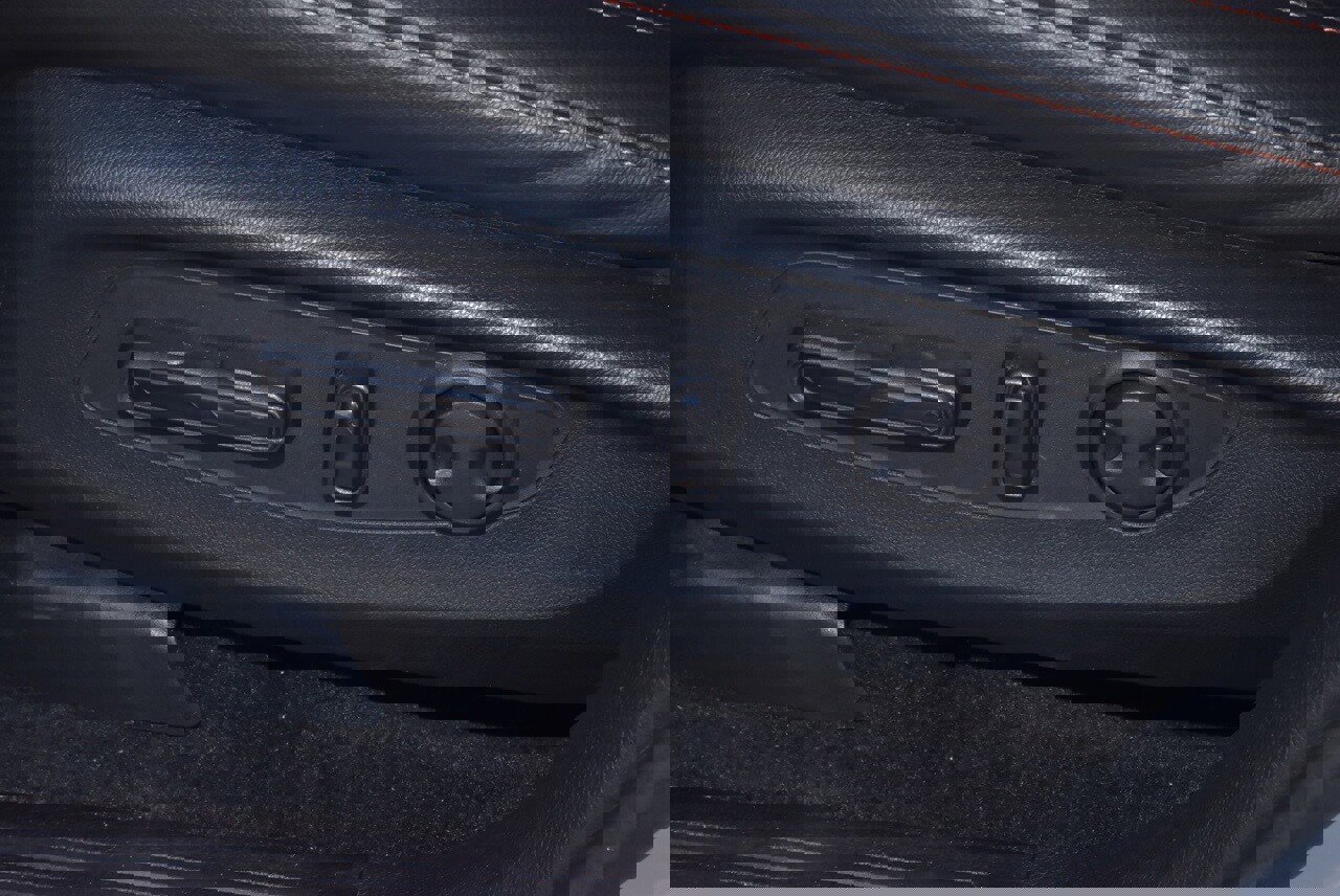 Used 2025 Honda CR-V Sport-L image 35