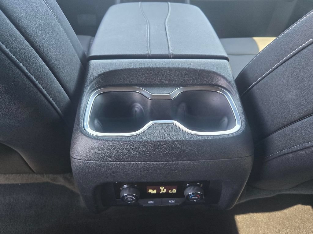 Used 2026 Chevrolet Traverse LT FWD image 7