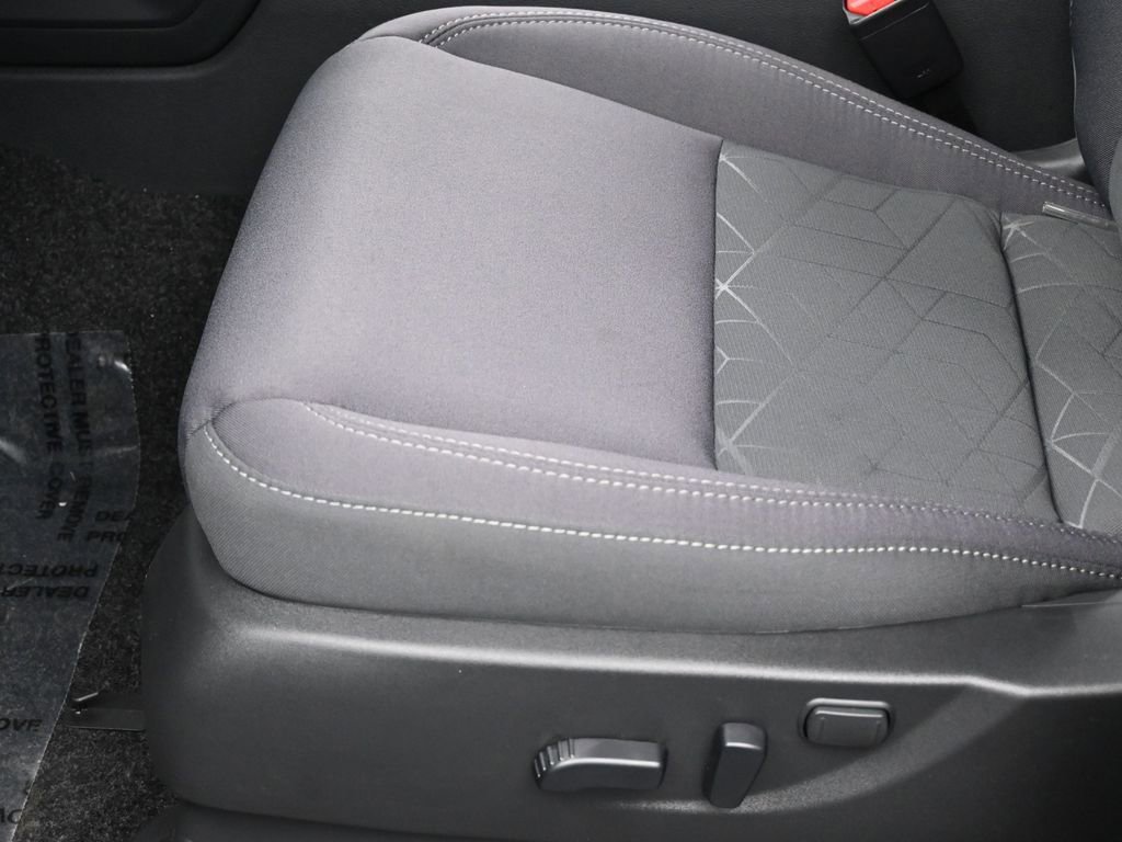 New 2026 Nissan Frontier SV image 17