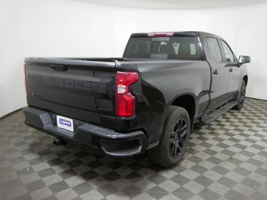 Used 2024 Chevrolet Silverado 1500 RST w/ Convenience Package II image 3