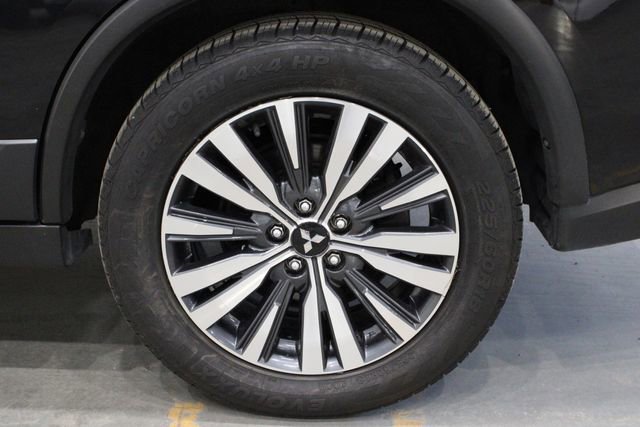 Used 2020 Mitsubishi Outlander SEL image 34