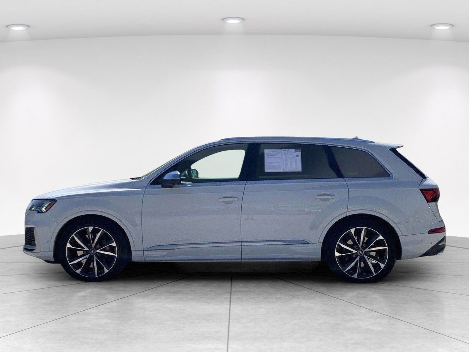 Used 2023 Audi SQ7 Premium Plus AWD/4WD image 6
