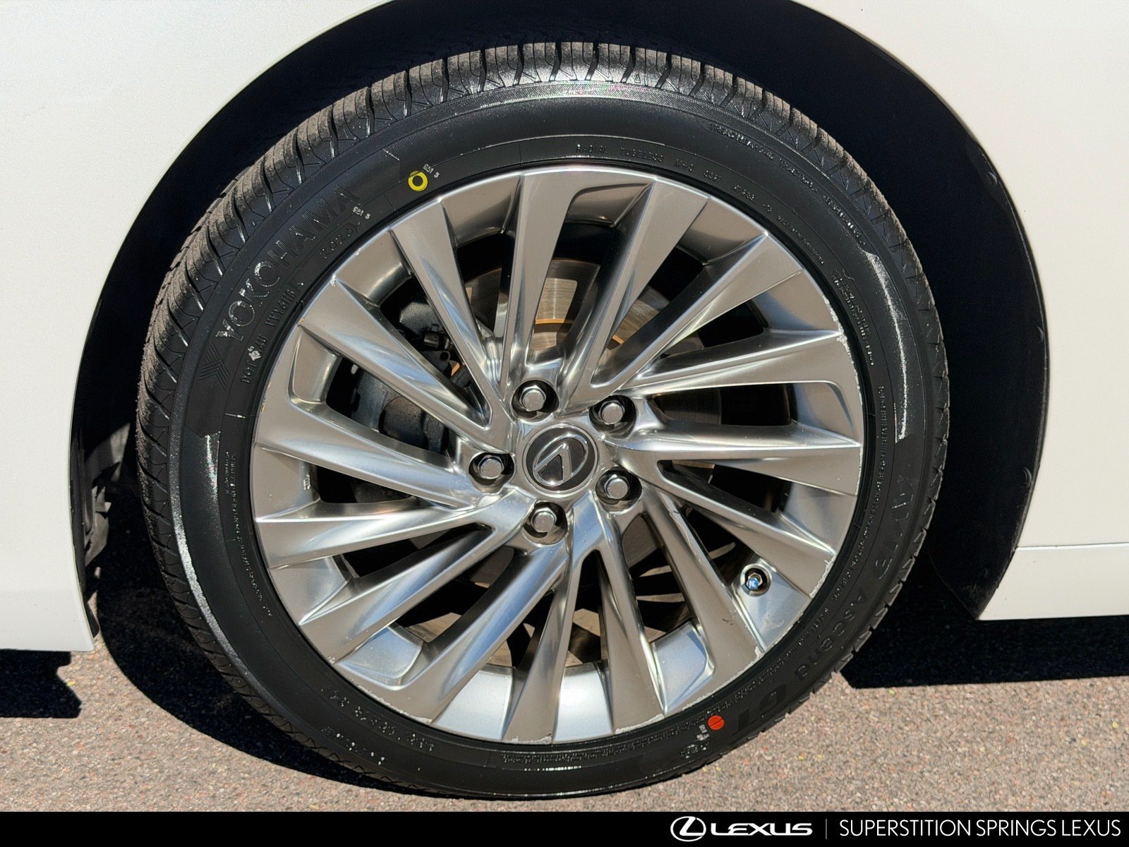 Used 2019 Lexus ES 350 w/ Accessory Package 2 FWD image 9
