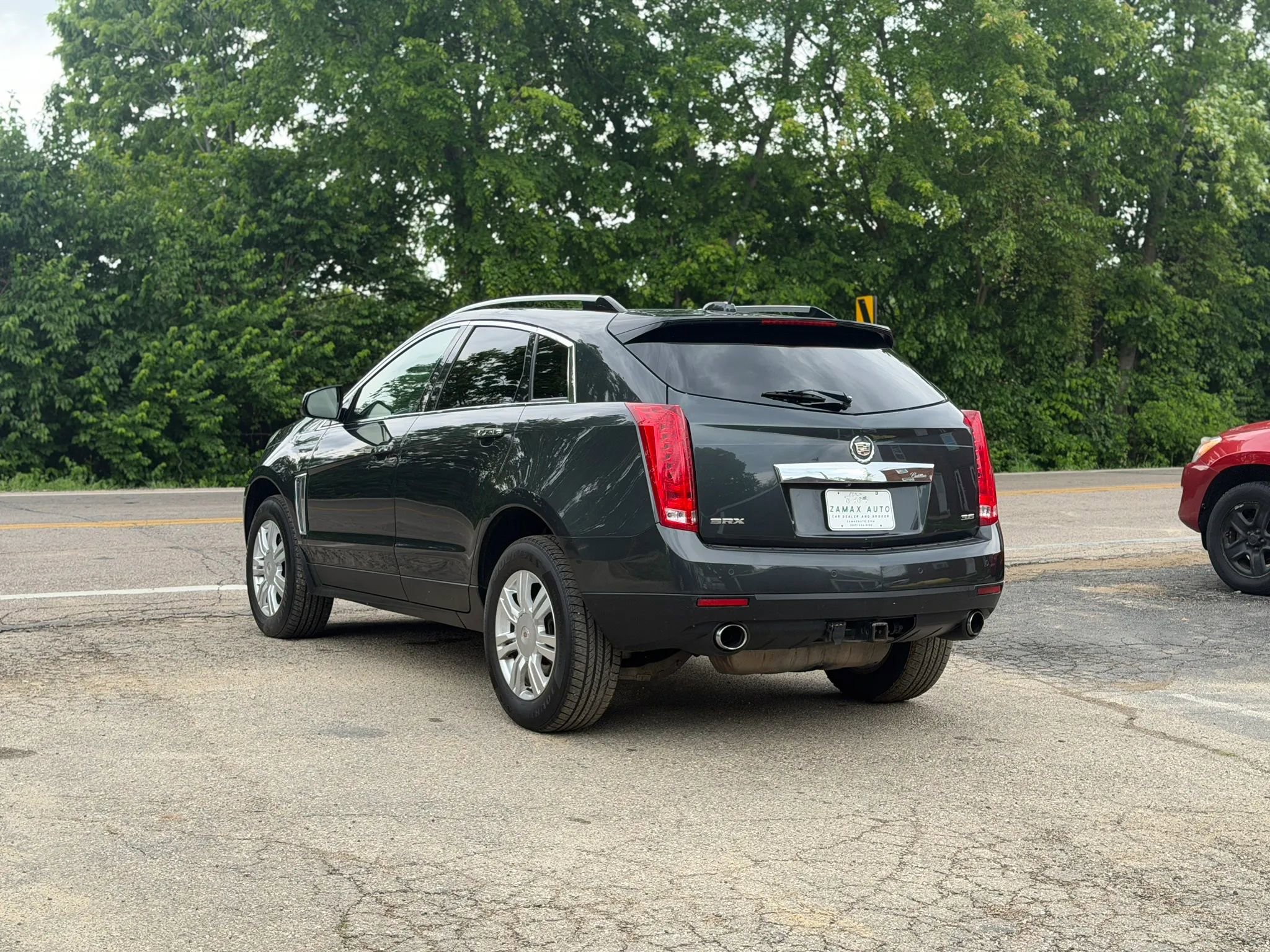 Used 2015 Cadillac SRX Luxury w/ Driver Awareness Package FWD image 13