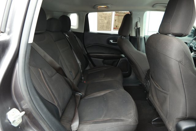 Used 2020 Jeep Compass Sport image 23