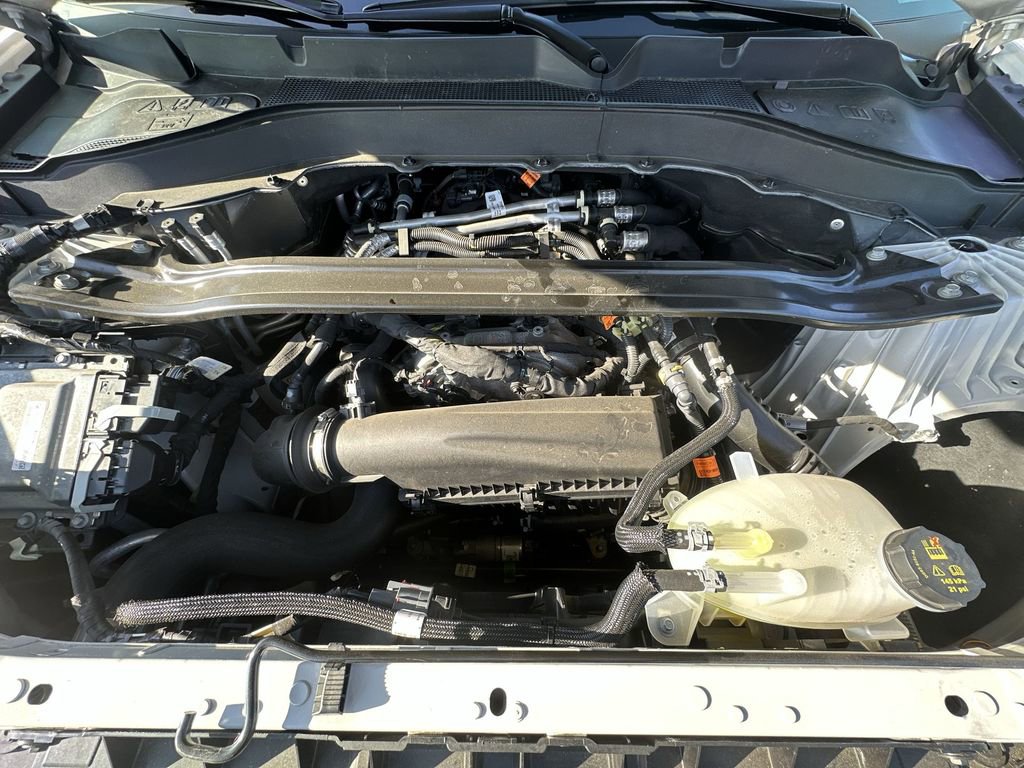 Used 2025 Ford Explorer ST-Line image 26