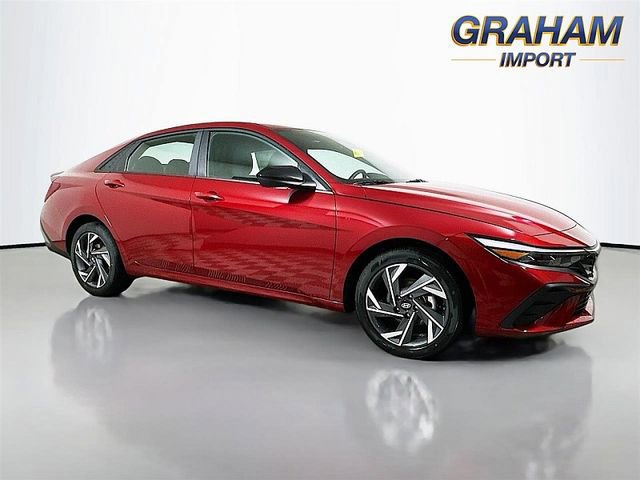 Certified 2025 Hyundai Elantra Sport w/ Cargo Package