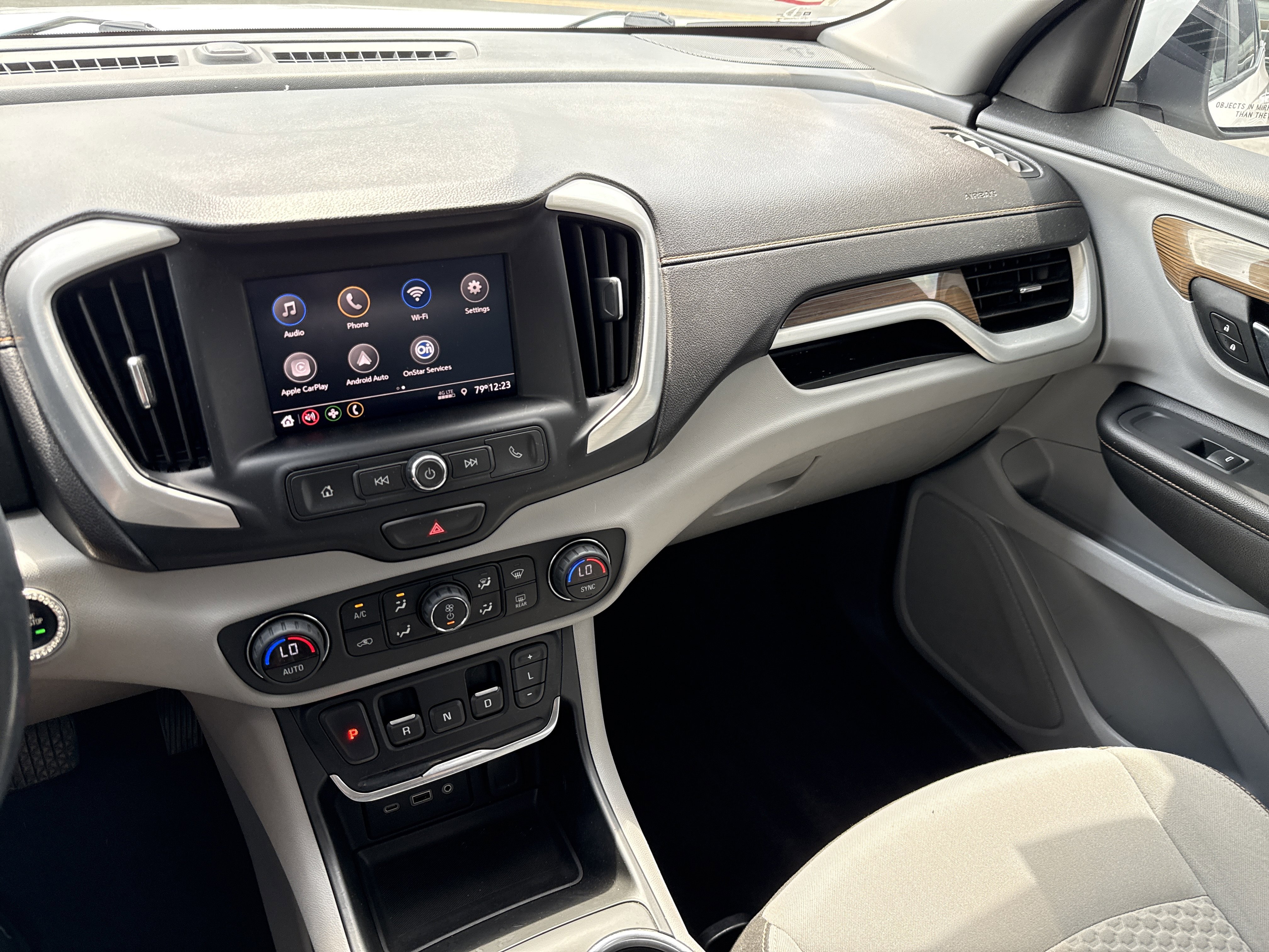 Used 2021 GMC Terrain SLE w/ Driver Convenience Package FWD image 22