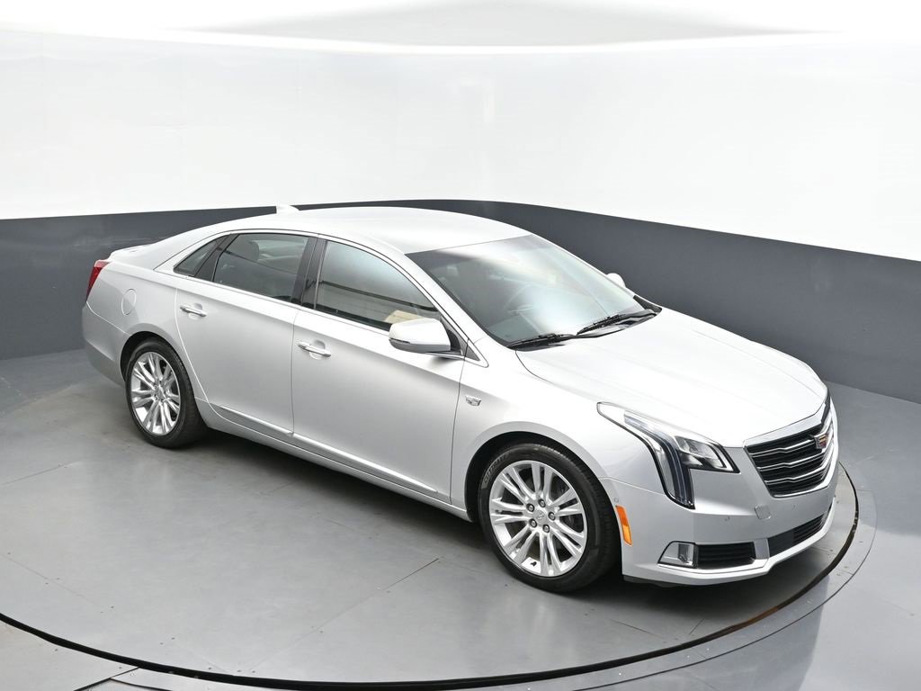 Used 2018 Cadillac XTS Luxury image 1