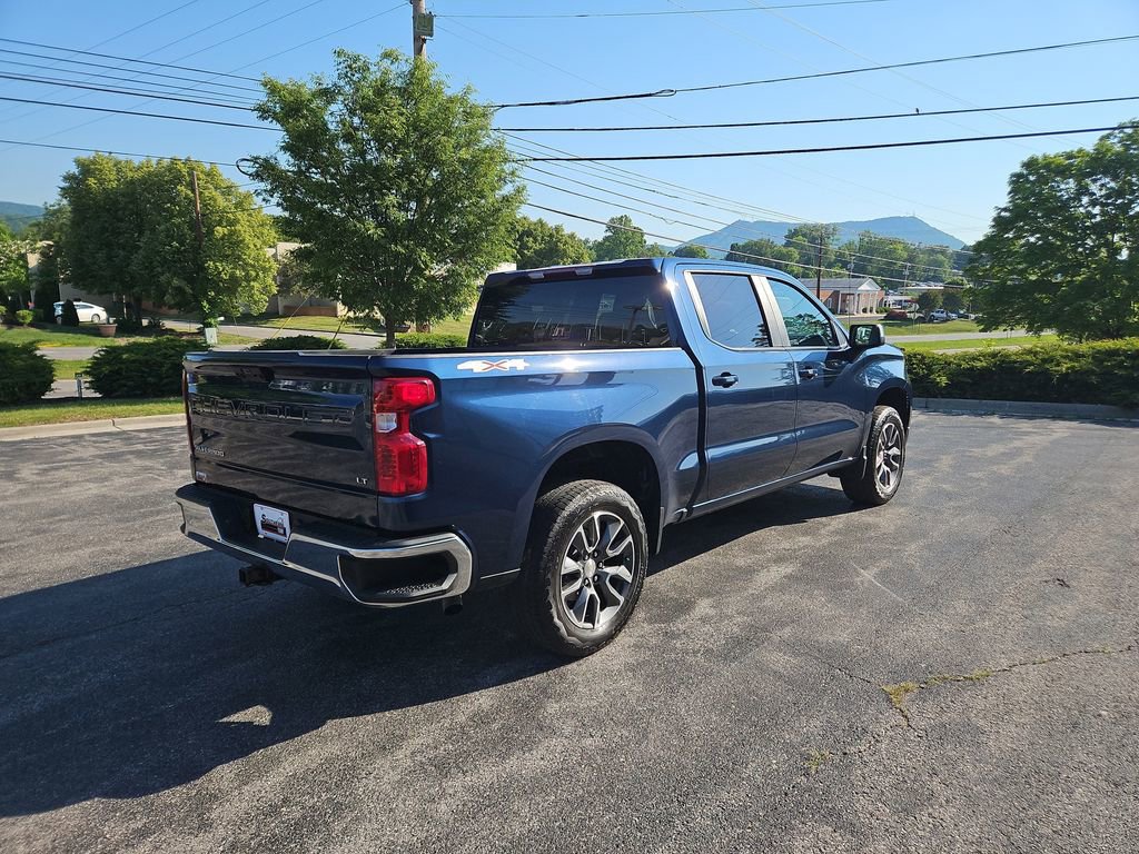 Used 2023 Chevrolet Silverado 1500 LT AWD/4WD image 5
