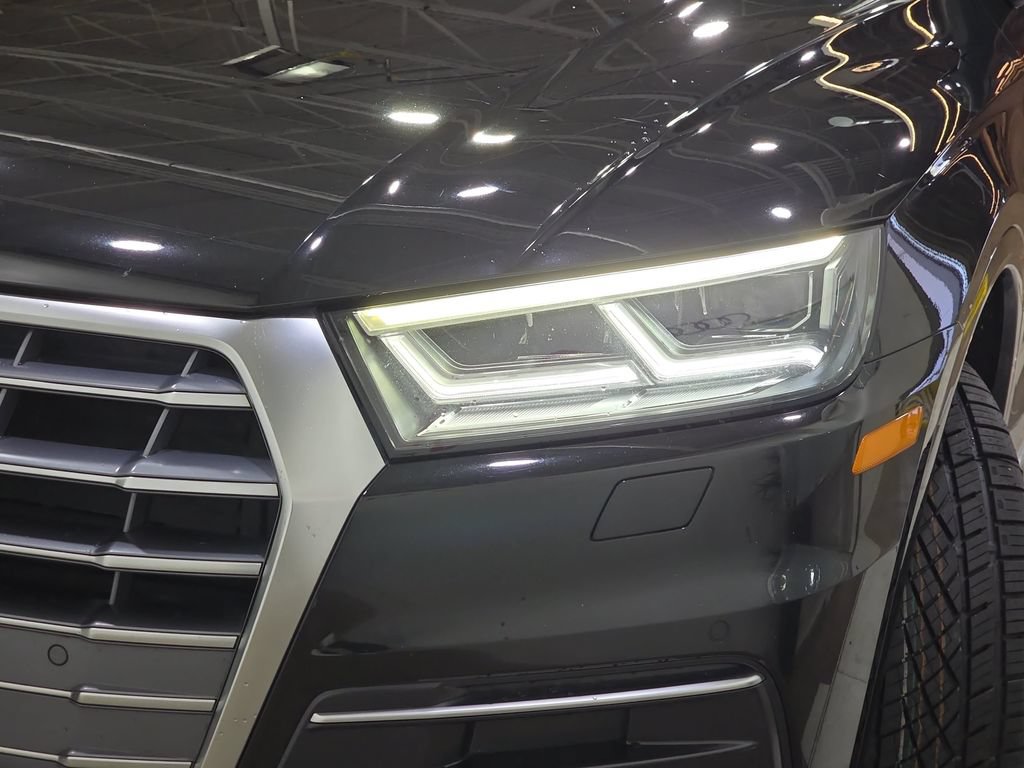 Used 2019 Audi Q5 Premium Plus w/ Premium Plus Package AWD/4WD image 33