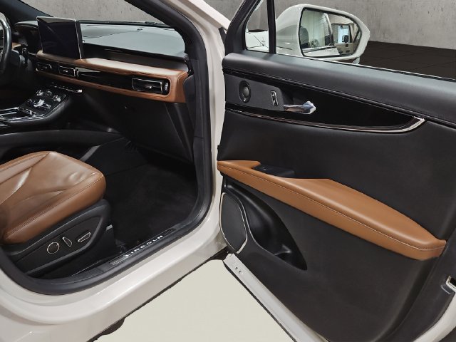 Certified 2023 Lincoln Nautilus Reserve w/ Equipment Group 201A AWD/4WD image 19