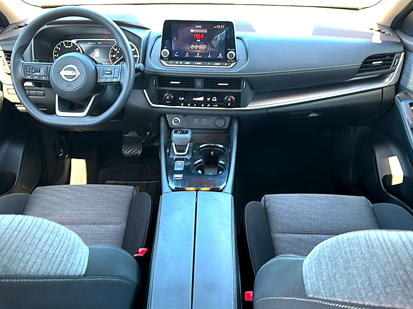 Used 2023 Nissan Rogue SV FWD image 20