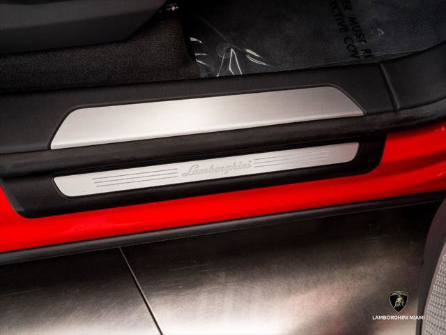 Used 2024 Lamborghini Urus S AWD/4WD image 39