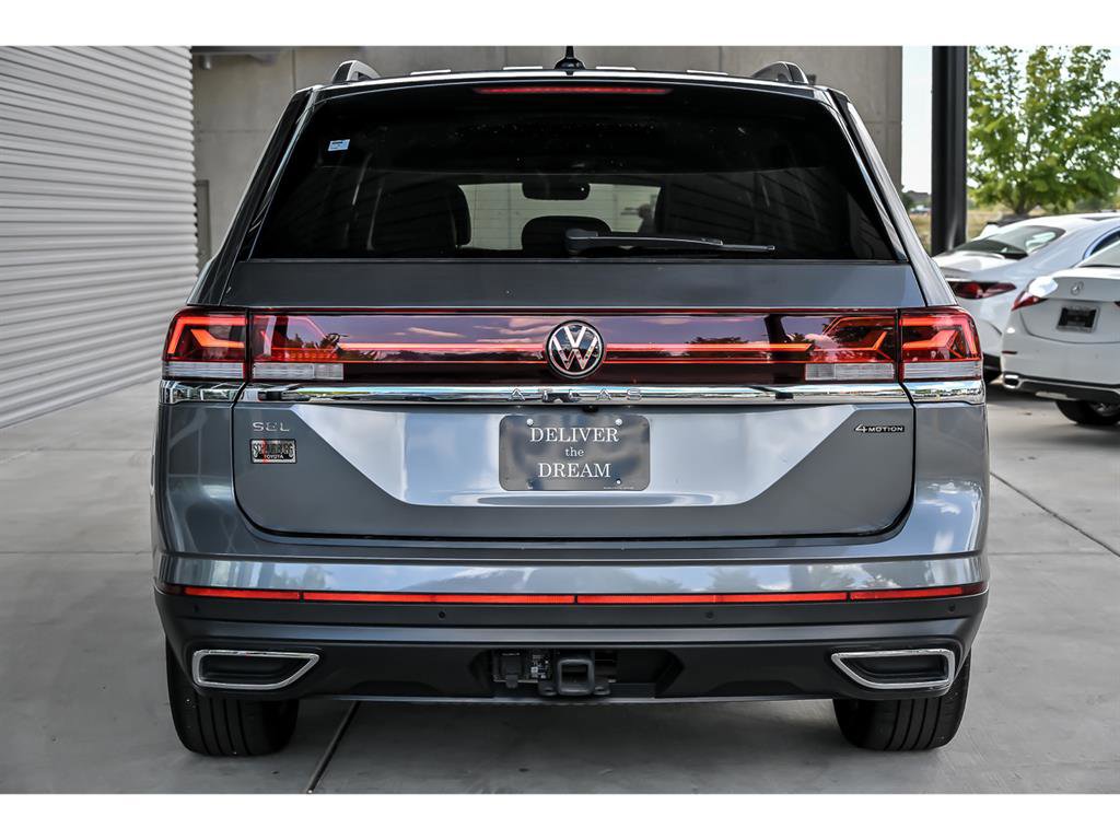 Used 2024 Volkswagen Atlas SEL image 7