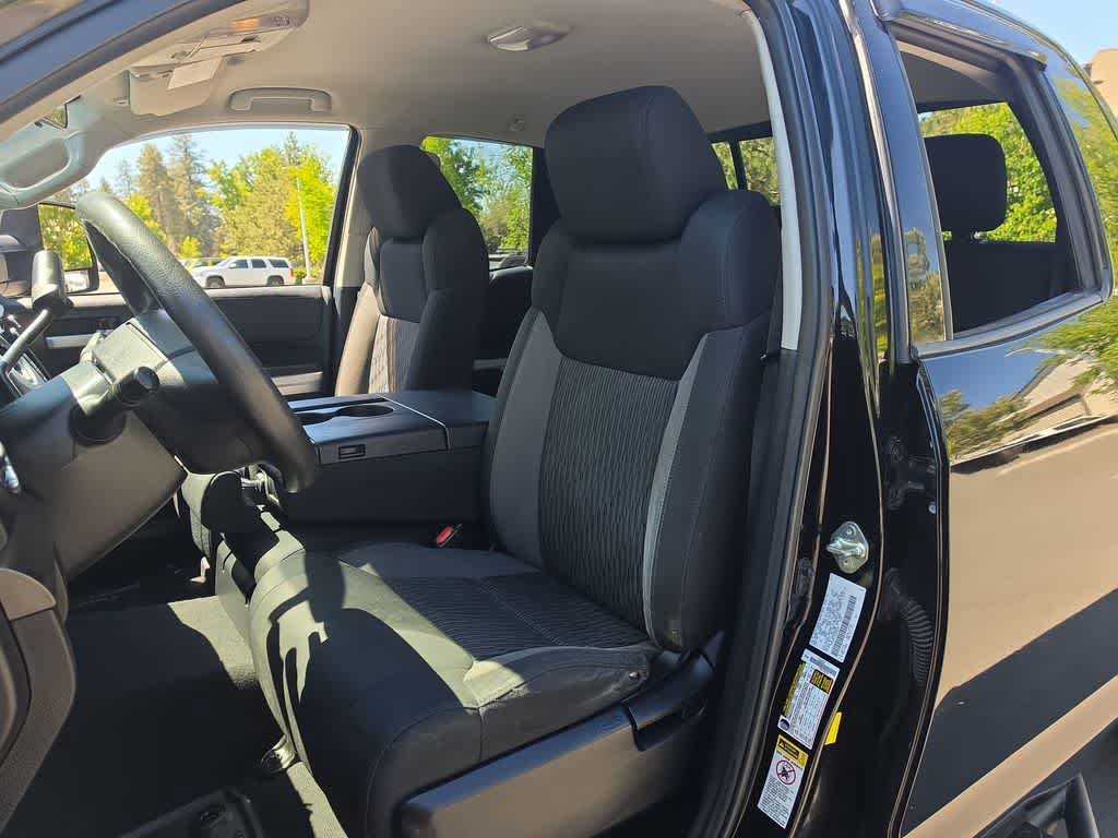 Used 2014 Toyota Tundra SR5 AWD/4WD image 11
