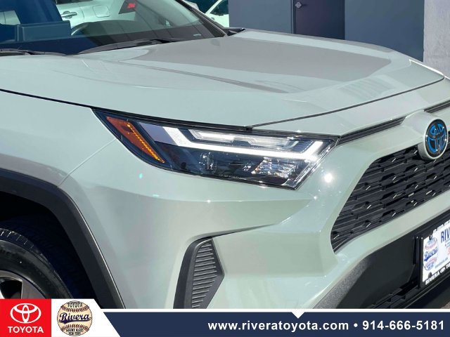 Used 2023 Toyota RAV4 XLE w/ Convenience Package AWD/4WD image 10