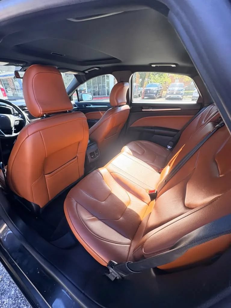 Used 2019 Ford Fusion Titanium FWD image 14