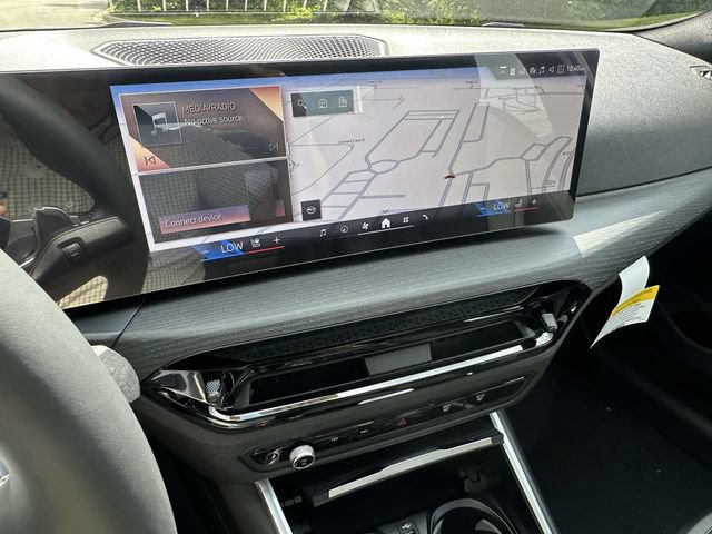 New 2026 BMW 330i xDrive Sedan w/ M Sport Package AWD/4WD image 16
