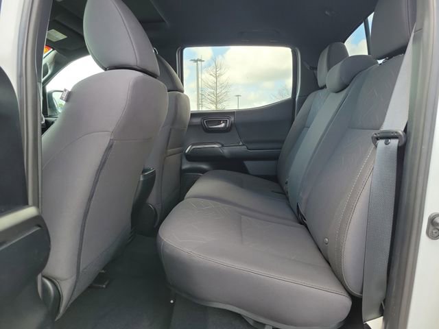 Used 2017 Toyota Tacoma TRD Off-Road w/ Premium & Technology Package image 11