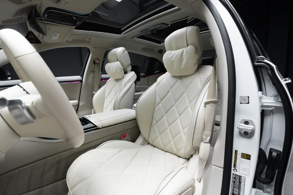 Used 2024 Mercedes-Benz Maybach S 580 4MATIC image 22