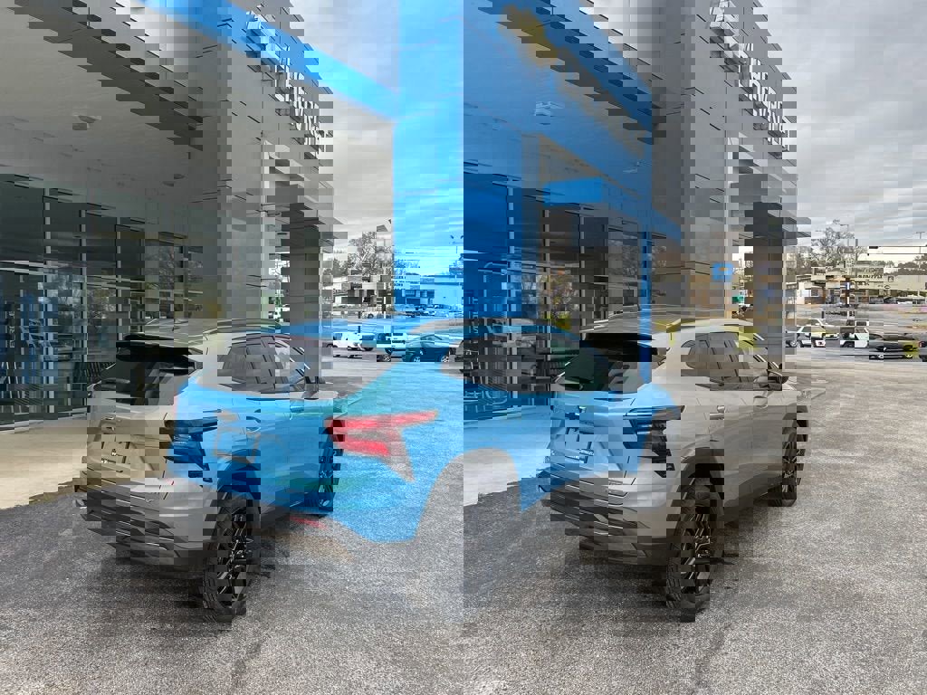 New 2026 Chevrolet Trax ACTIV image 3