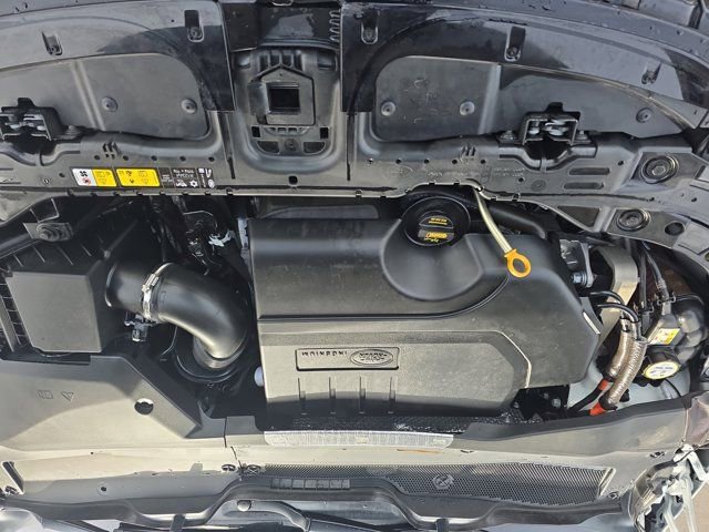 Used 2020 Land Rover Range Rover Evoque SE image 26