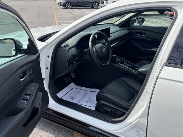 Used 2023 Honda Accord Sport image 15