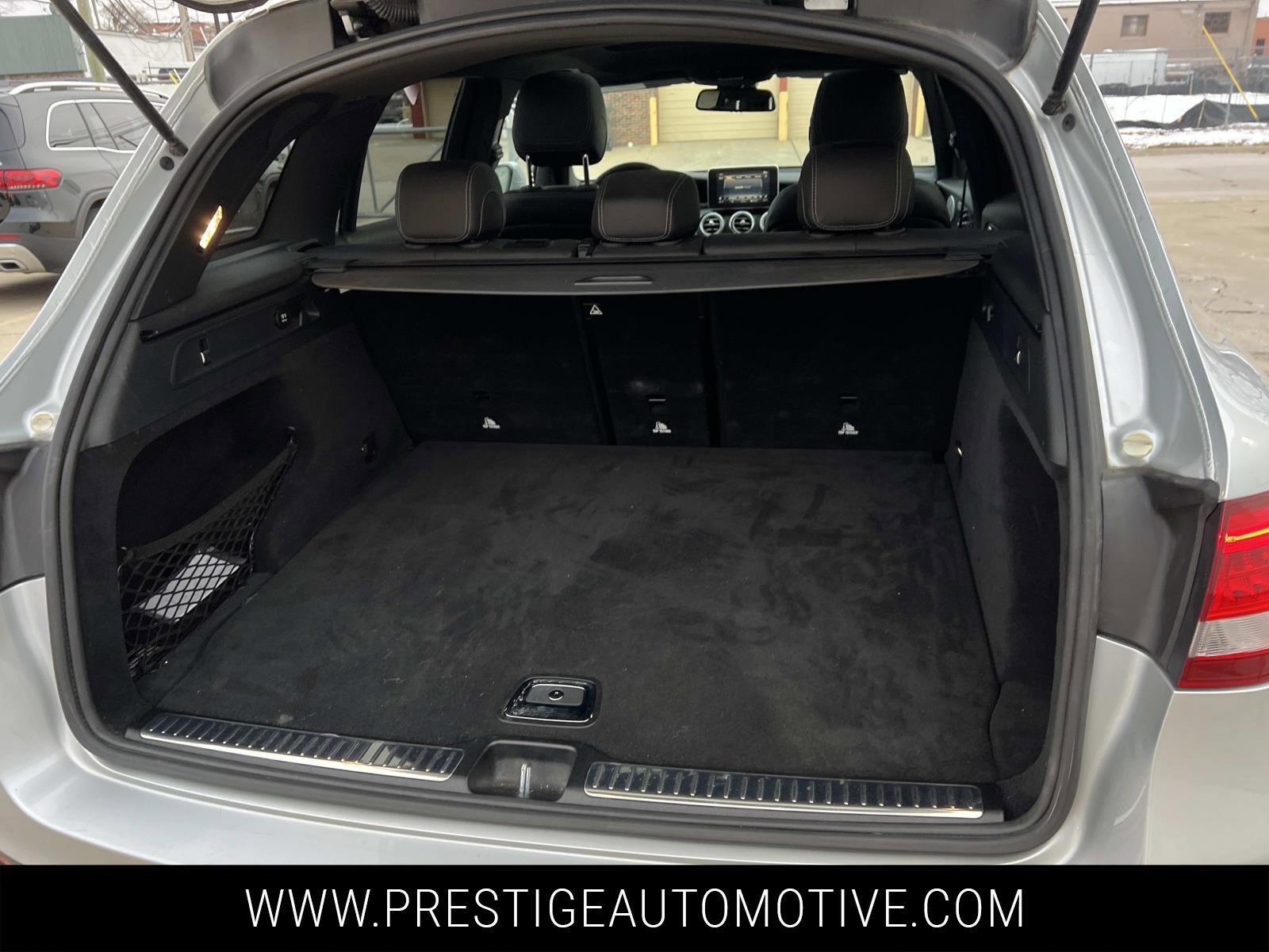 Used 2018 Mercedes-Benz GLC 300 4MATIC image 13