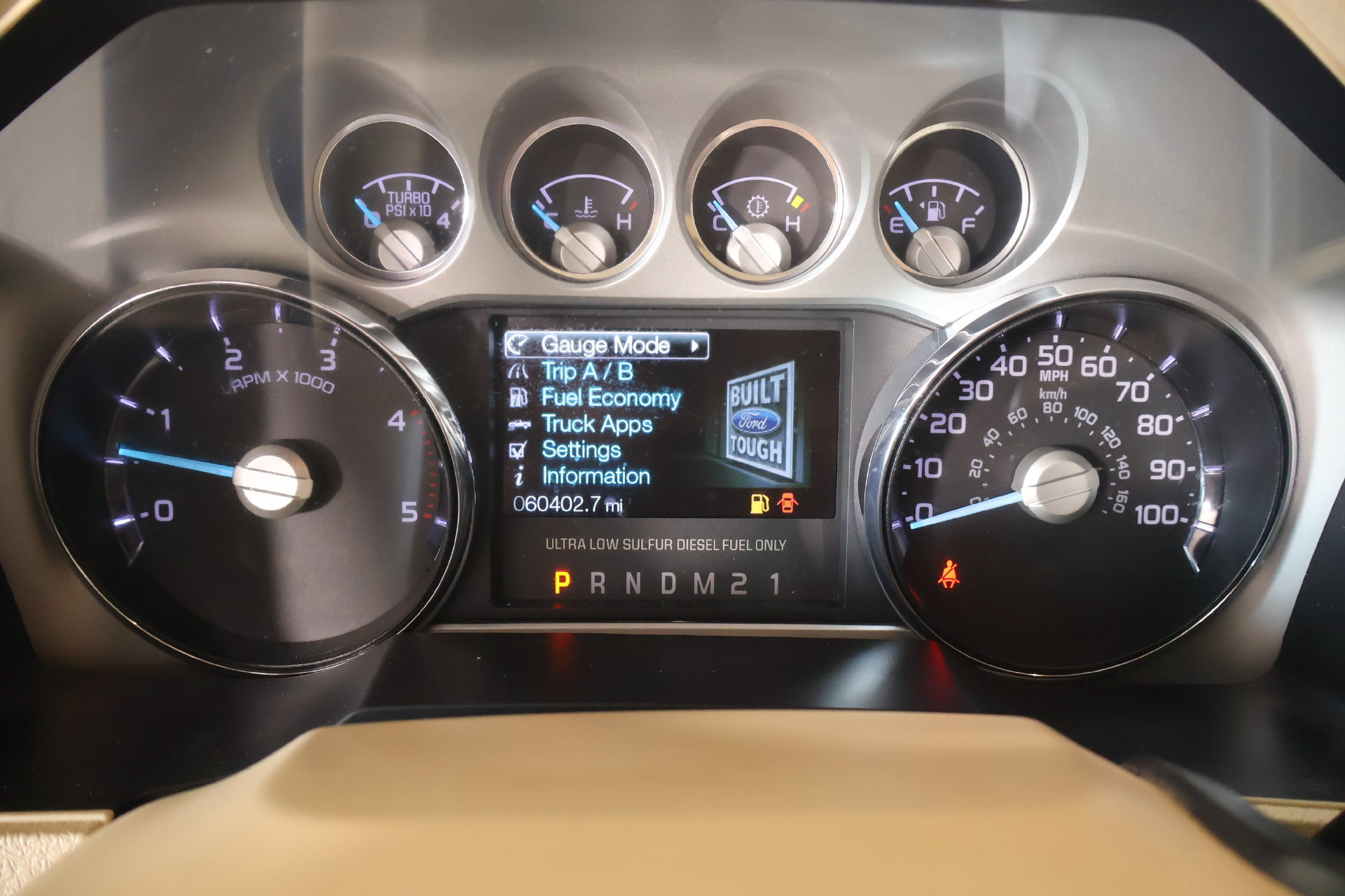 Used 2015 Ford F250 King Ranch w/ FX4 Off-Road Package AWD/4WD image 4