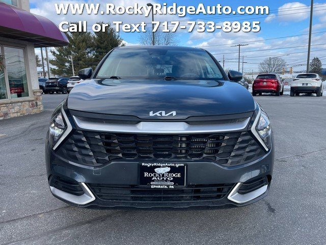Used 2023 Kia Sportage LX AWD/4WD image 2